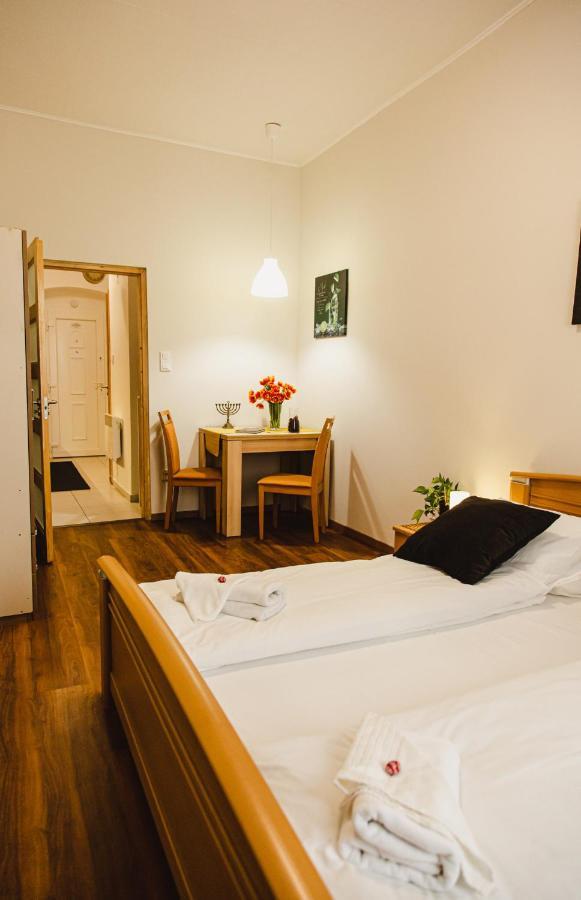 Old Town Apartman Budapeste Exterior foto